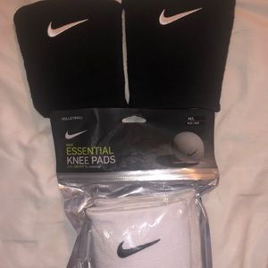 Brand New Nike Volleyball Knee Pads